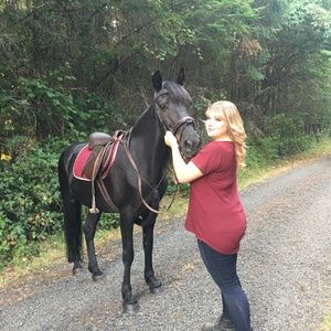 Meet your Posher, Hannah